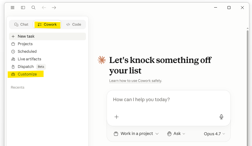Die Claude-Desktop-App im Bereich Cowork mit dem links hervorgehobenen Menüpunkt Customize.