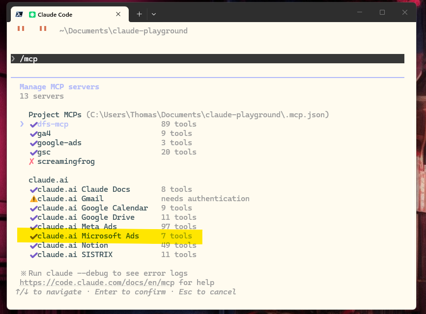 Die Ausgabe von /mcp in Claude Code: Unter den claude.ai-Connectors ist 'claude.ai Microsoft Ads' mit 7 Tools als verbunden markiert.